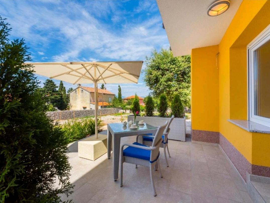 Adriatico Apartment Omišalj Екстериор снимка