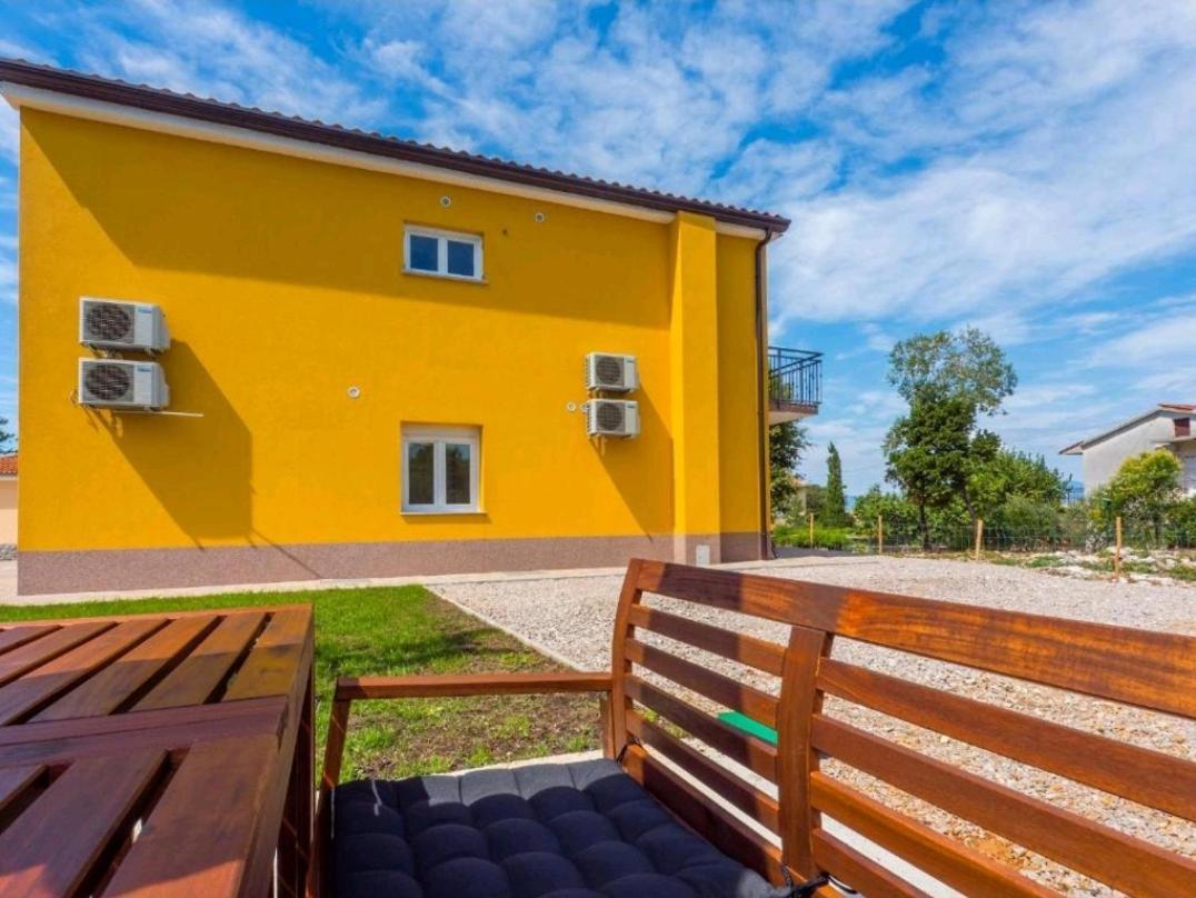 Adriatico Apartment Omišalj Екстериор снимка
